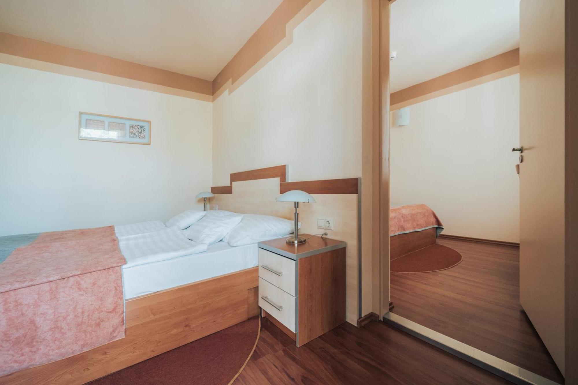 Villa Dorottya Balatonföldvár Exteriér fotografie